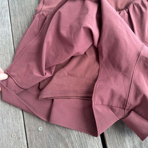 REDISH-BROWN OFFLINE By Aerie Real Me Crossover Flowy Short - Picture 5 of 5